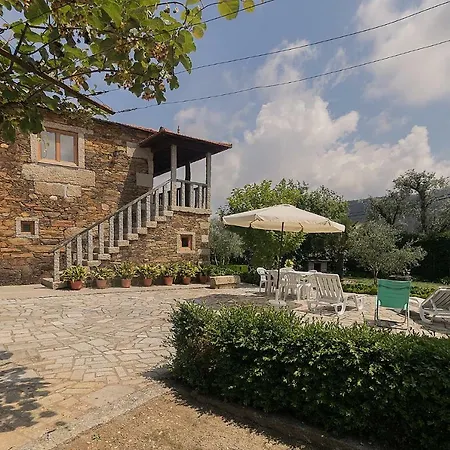 Casa Da Tia Palmira בית כפרי *