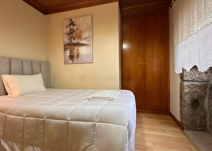 Casa Da Tia Palmira * قلعة بايفا